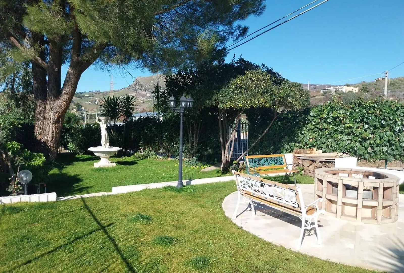 Casa Lachesi Caccamo 게스트하우스