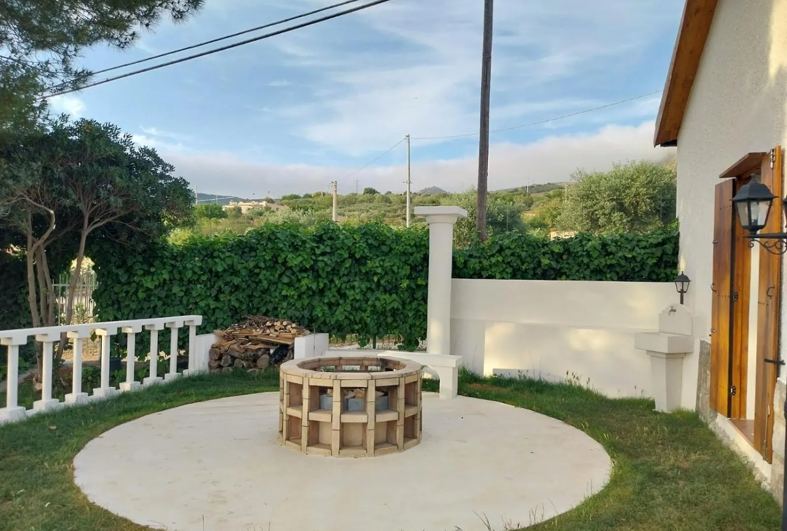 Casa Lachesi Caccamo Guest house