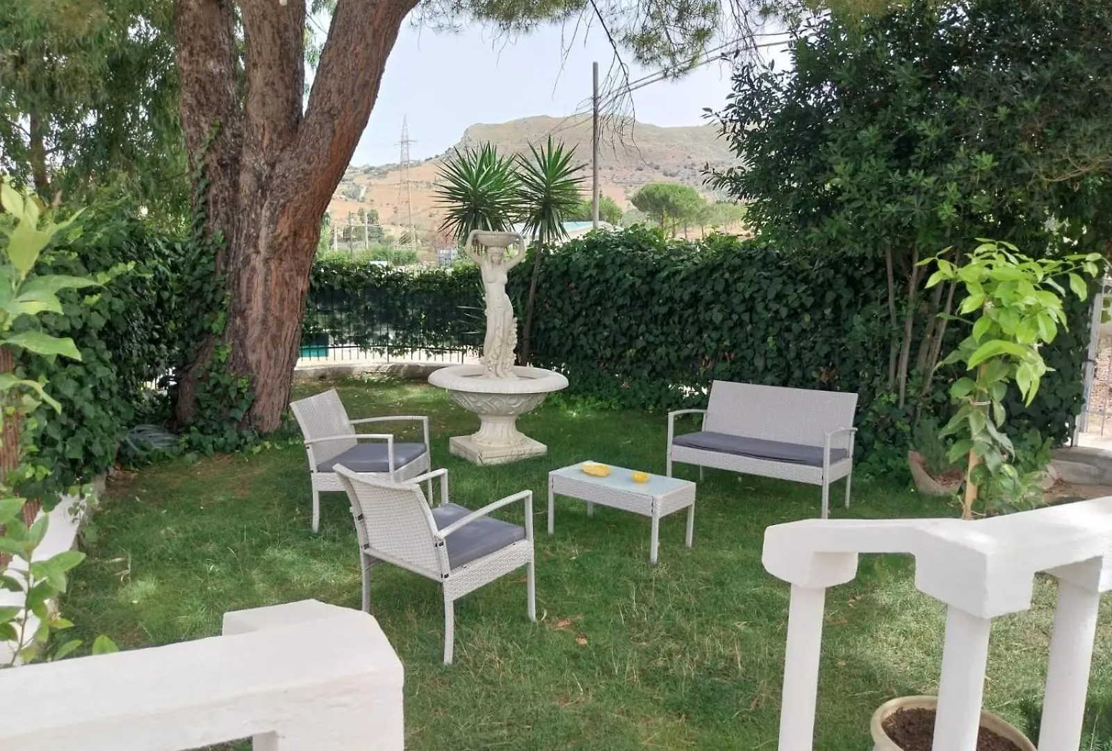 Casa Lachesi Caccamo 0*,